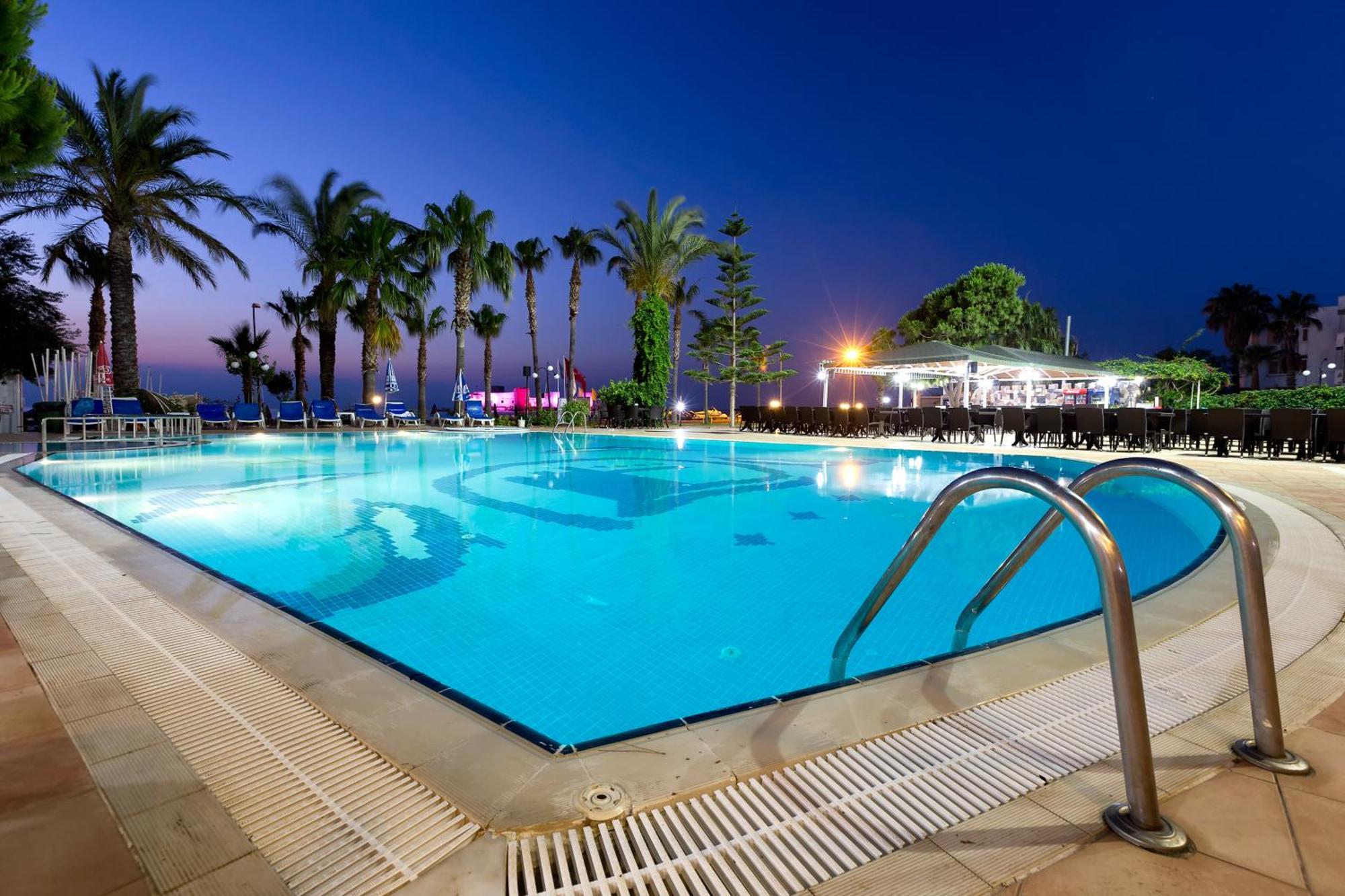 Kilikya Hotel Kizkalesi Rum bild